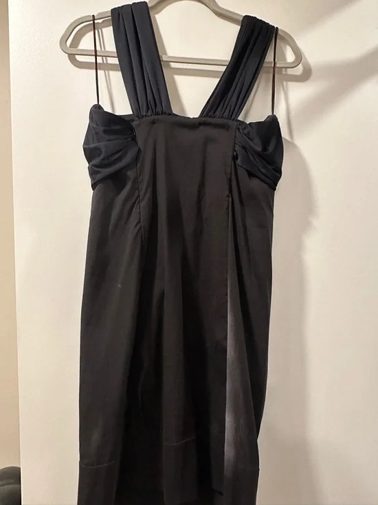 Chic Black Mini Dress with Draped Straps - Picture 2 of 4